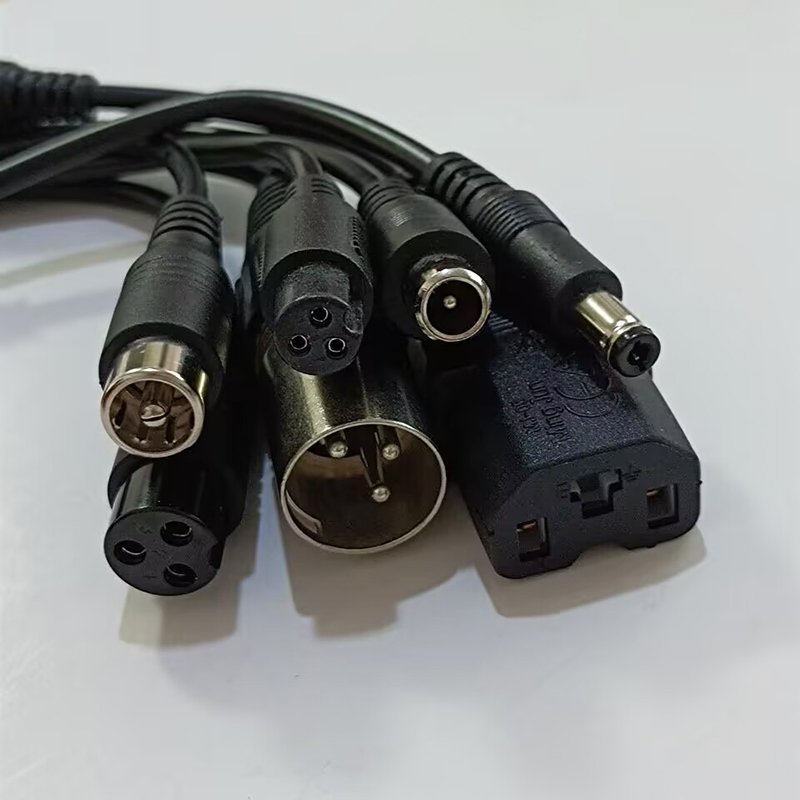 Cavo adattatore con connettore - Electric Scooter Charger recensione e prezzo